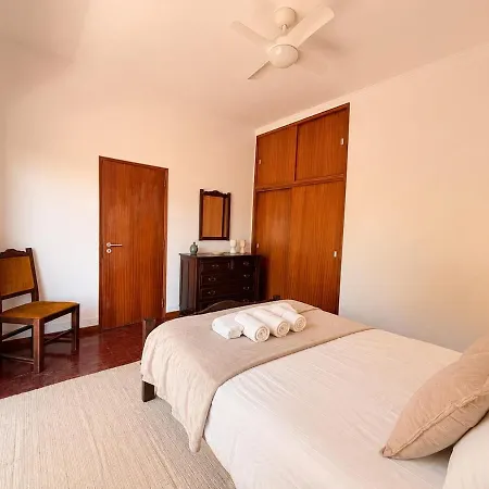 Tatil Evi Casa Olivia, With Large Terrace Near Faro
